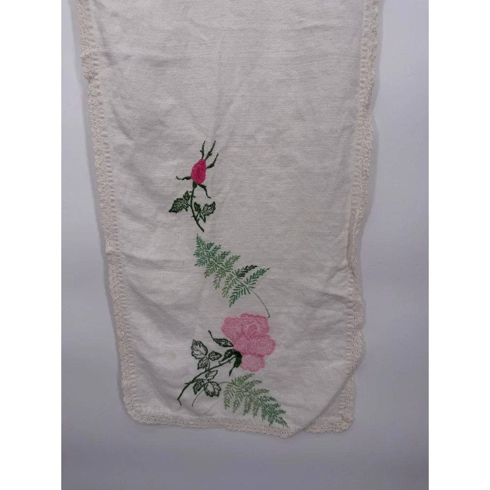 Vintage Embroidered Table Runner Dresser Scarf Floral Lace Trim Decor 35x12